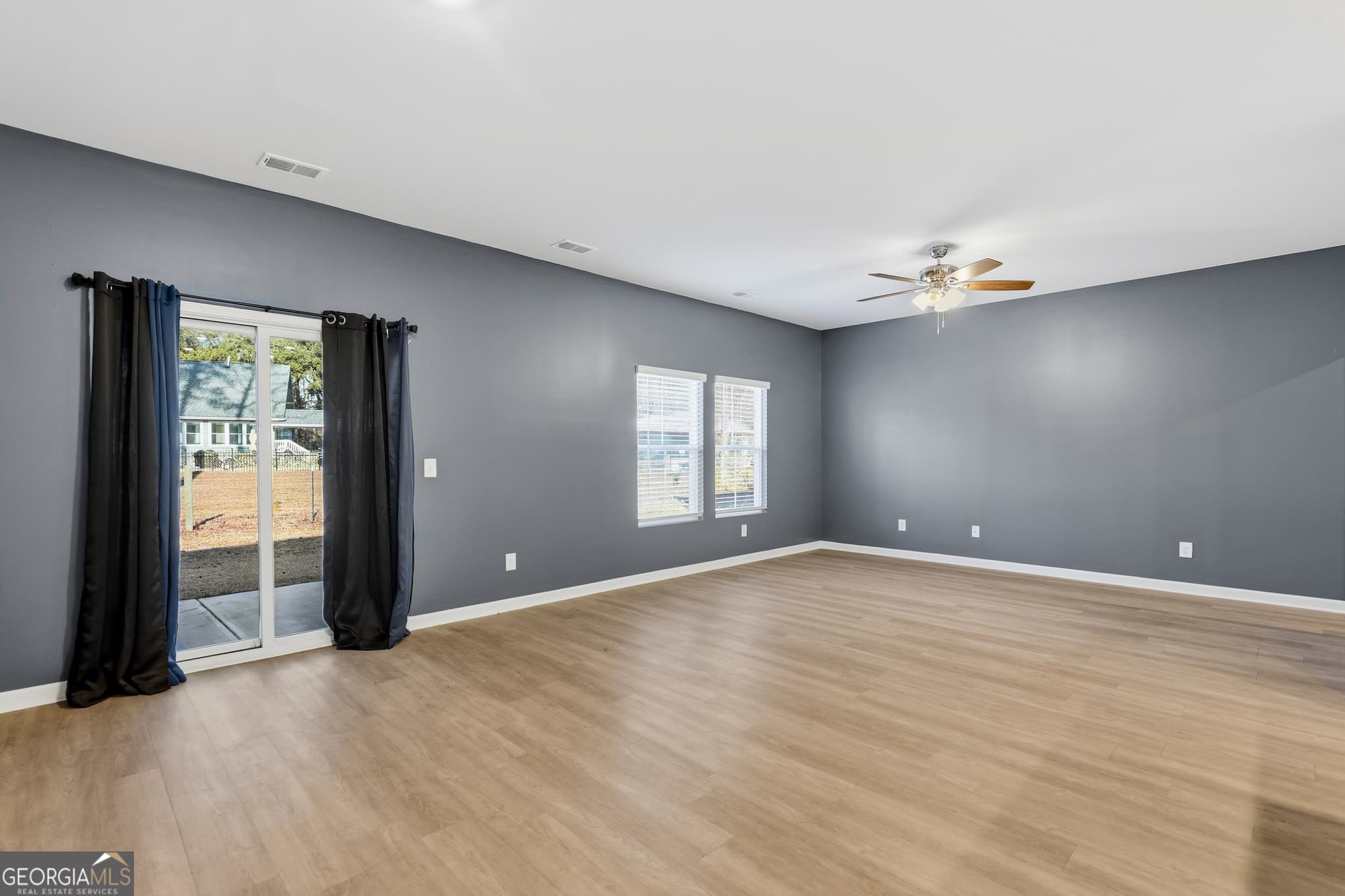 3 bedroom, 2 bathroom, 1,588 sq ft single family residence for sale at 305 Lillian Street, Rincon, GA 31326 — photo 10
