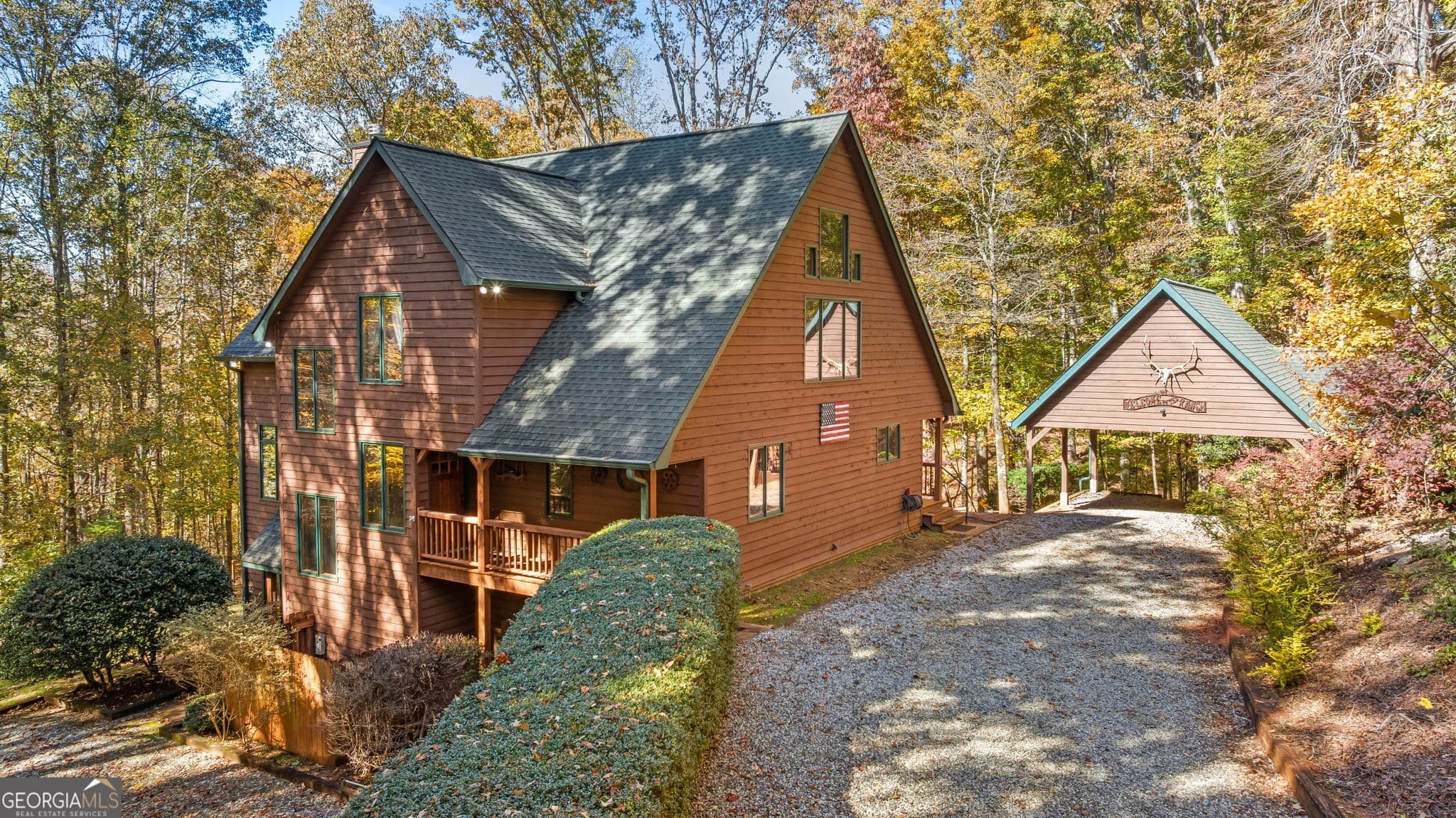 3 bedroom, 3 bathroom, 3,585 sq ft single family residence for sale at 1010 Meadowview Ridge, Clarkesville, GA 30523