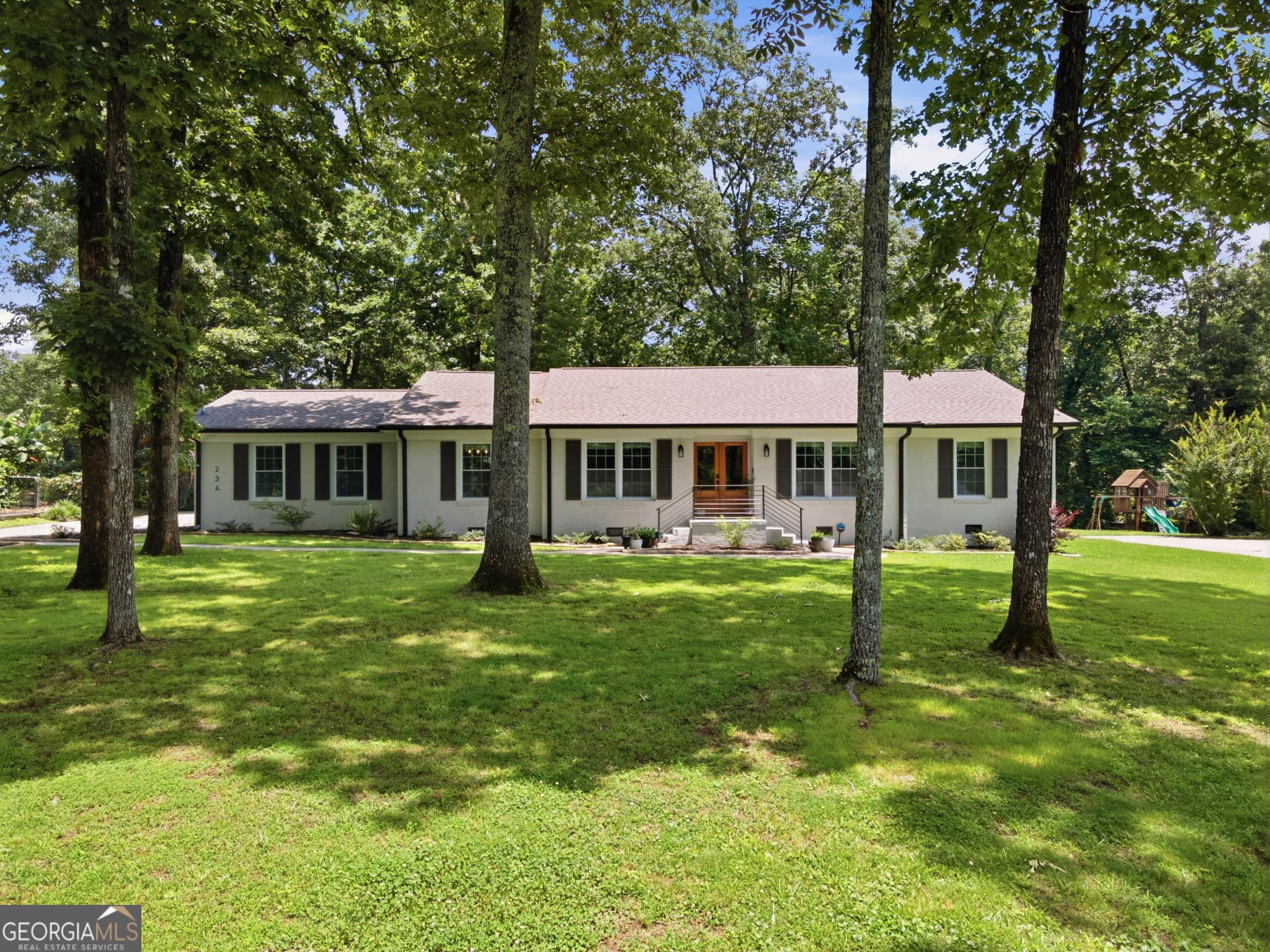 4 bedroom, 3 bathroom, 2,268 sq ft single family residence sold at 234 Cherokee Circle, Cedartown, GA 30125