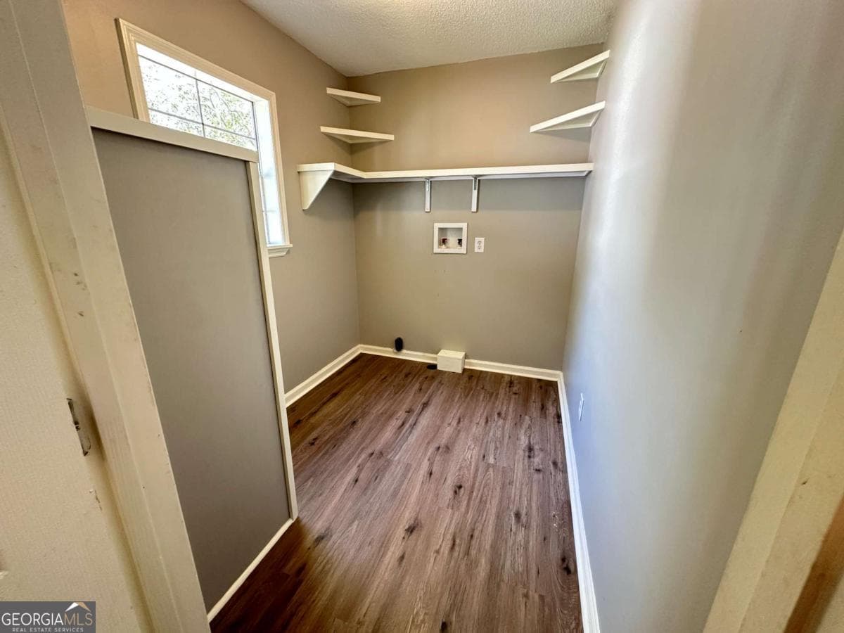 2 bedroom, 1 bathroom, 1,020 sq ft single family residence for sale at 11 Pendleton Street, Baxley, GA 31513 — photo 7