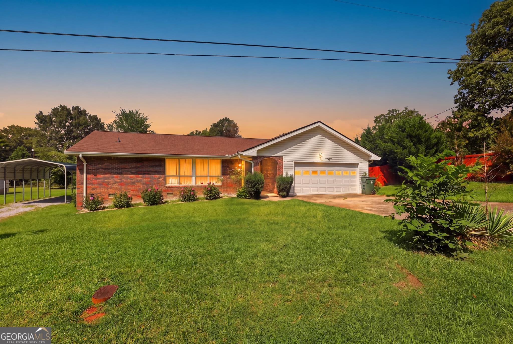 3 bedroom, 2 bathroom, 1,857 sq ft single family residence sold at 42 Charles Street, Toccoa, GA 30577
