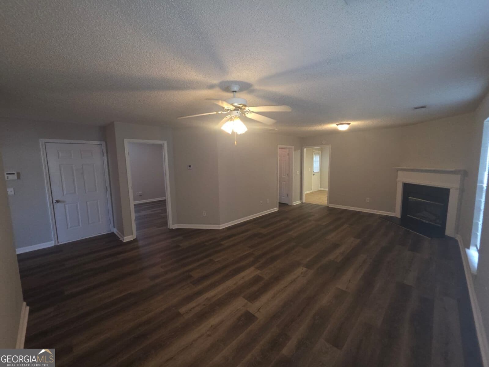 3 bedroom, 2 bathroom, 1,318 sq ft single family residence for rent at 3514 Brookstone Way, Union City, GA 30291 for $1,850 a month — photo 6