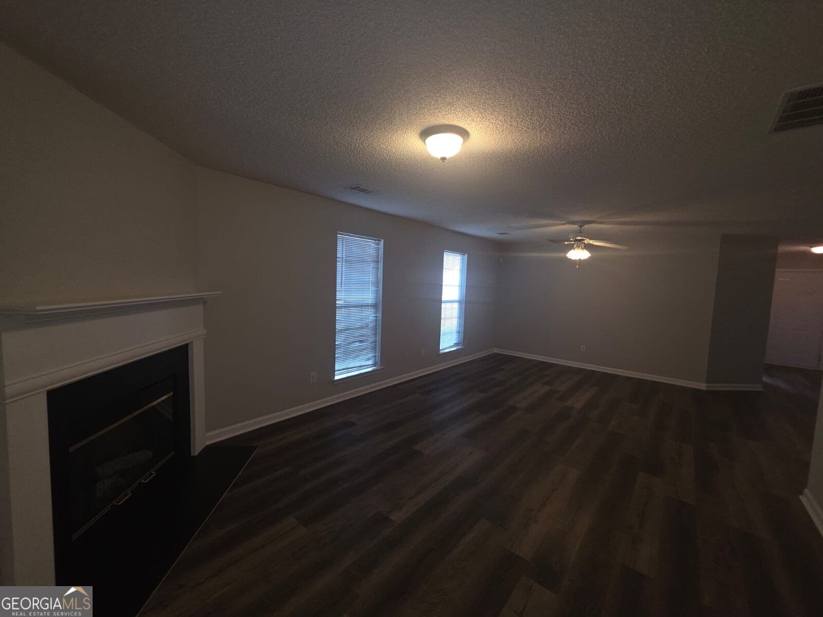 3 bedroom, 2 bathroom, 1,318 sq ft single family residence for rent at 3514 Brookstone Way, Union City, GA 30291 for $1,850 a month — photo 3