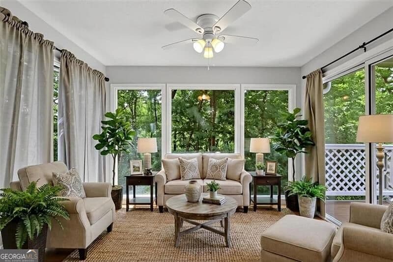 2 bedroom, 2 bathroom, 1,102 sq ft condominium for sale at 1004 Vicksburg Place, Atlanta, GA 30350 — photo 2