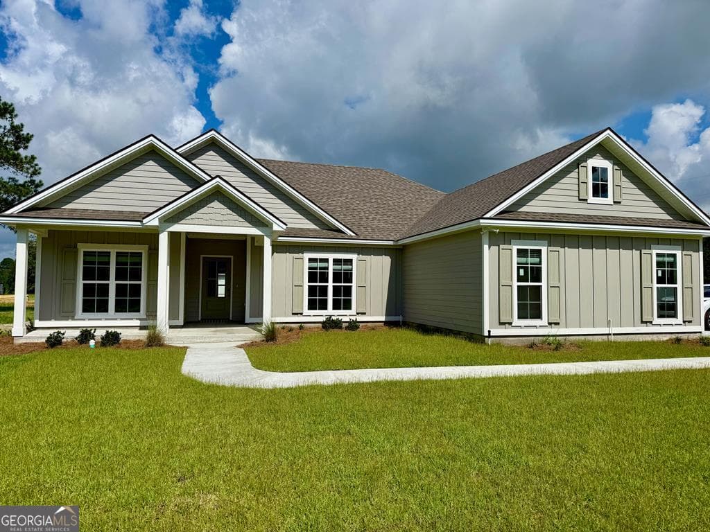 4 bedroom, 2 bathroom, 1,805 sq ft single family residence sold at 101 Orchid, Adel, GA 31620