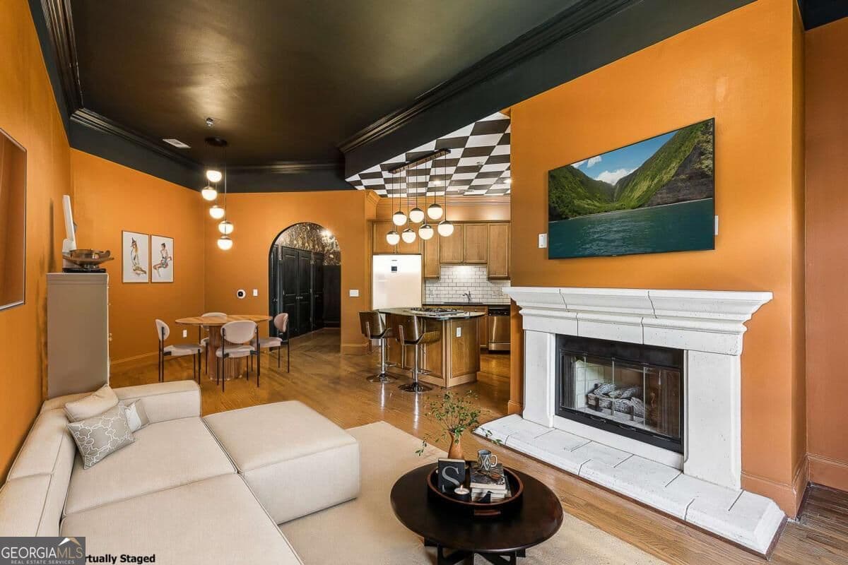 1 bedroom, 1 bathroom, 1,275 sq ft condominium for sale at 825 Highland Lane 1317, Atlanta, GA 30306 — photo 5