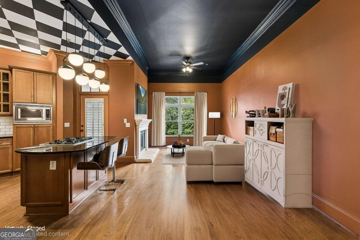 1 bedroom, 1 bathroom, 1,275 sq ft condominium for sale at 825 Highland Lane 1317, Atlanta, GA 30306 — photo 9