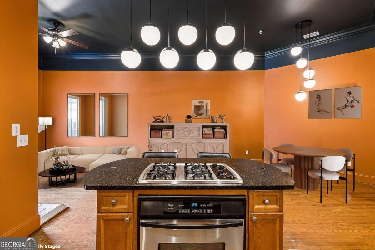 1 bedroom, 1 bathroom, 1,275 sq ft condominium for sale at 825 Highland Lane 1317, Atlanta, GA 30306 — photo 10