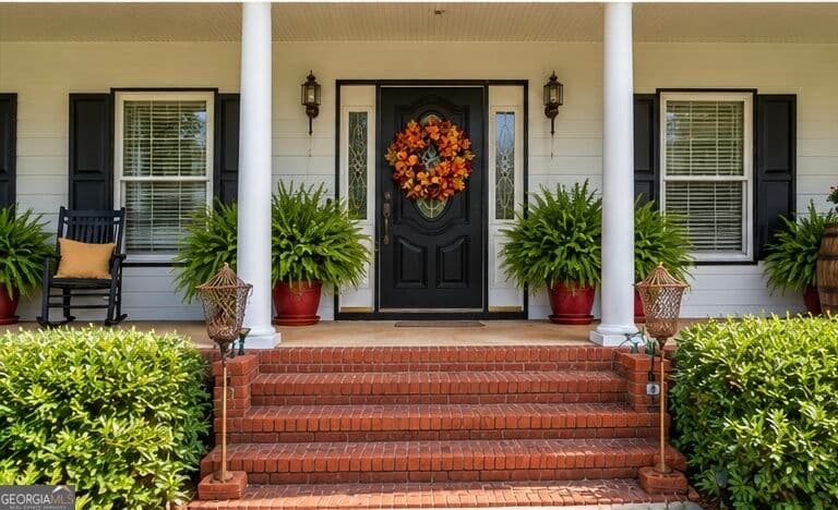 5 bedroom, 3.5 bathroom, 5,879 sq ft single family residence for sale at 2221 Brush Creek Drive, Colbert, GA 30628 — photo 2