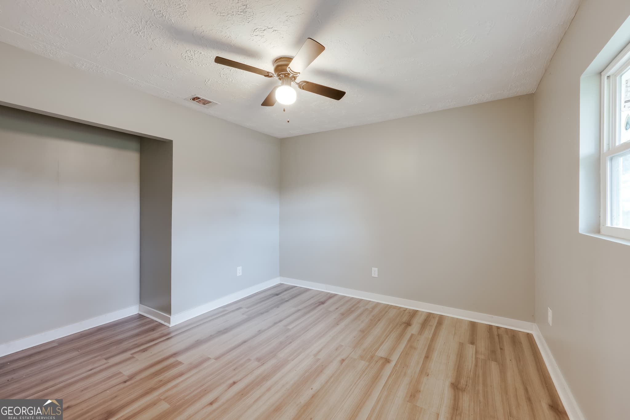 4 bedroom, 2 bathroom, 1,425 sq ft single family residence for sale at 1985 Fork Creek Road, Bowman, GA 30624 — photo 9
