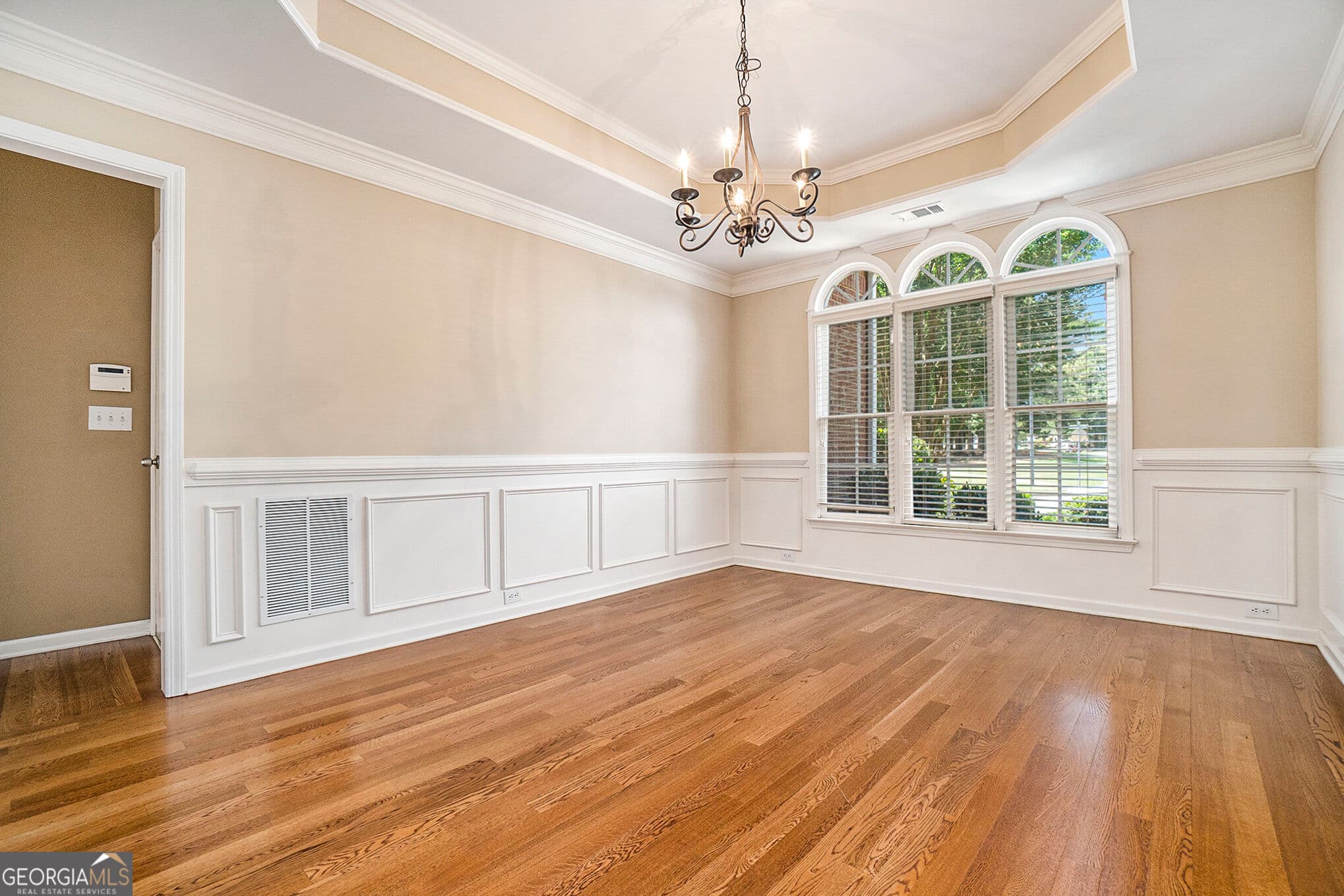 5 bedroom, 4 bathroom, 2,866 sq ft single family residence for rent at 156 Middleton Place, Grayson, GA 30017 for $3,100 a month — photo 8