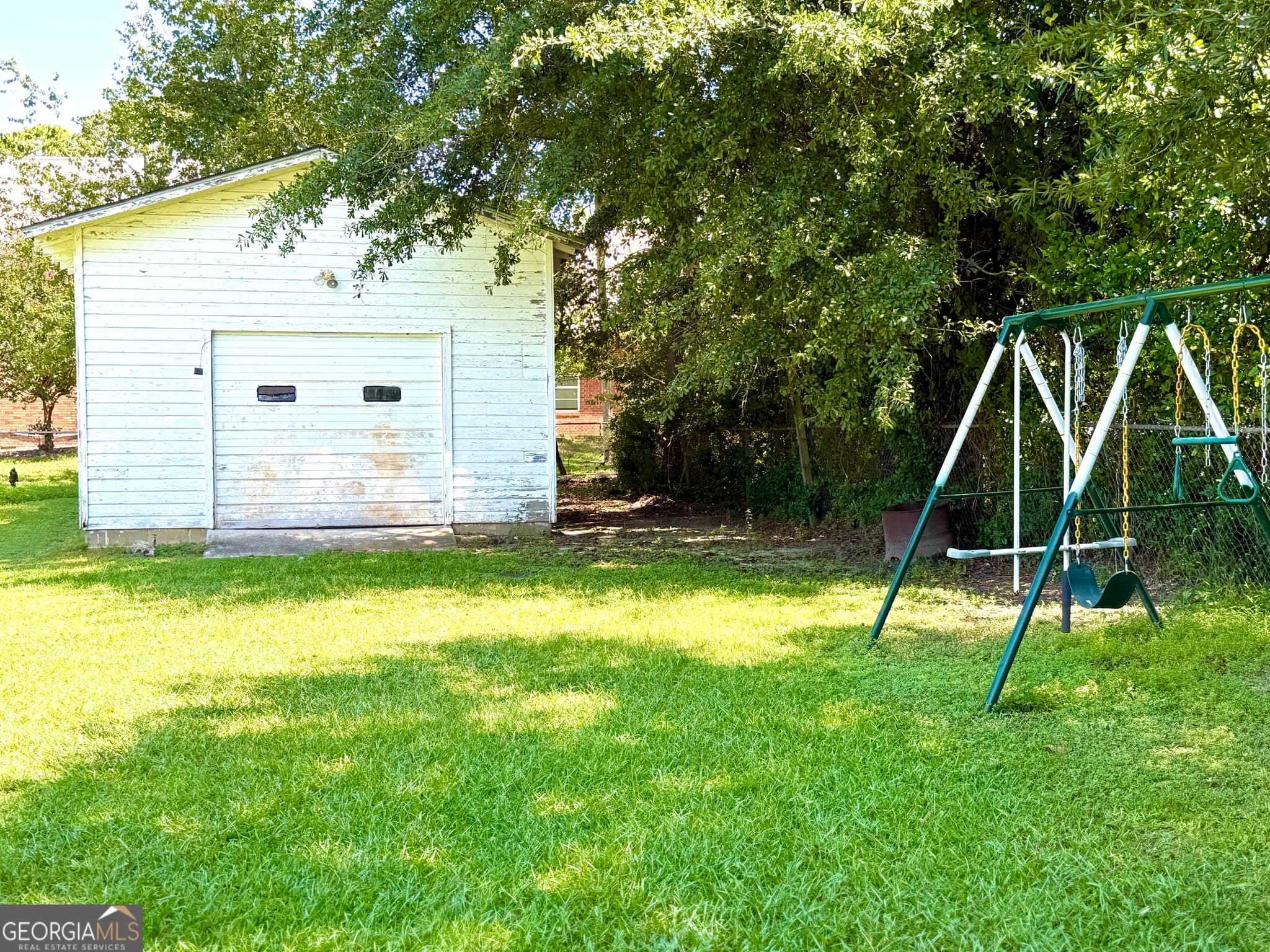 3 bedroom, 2 bathroom, 1,908 sq ft single family residence for sale at 140 Rene Lane, Cochran, GA 31014 — photo 8