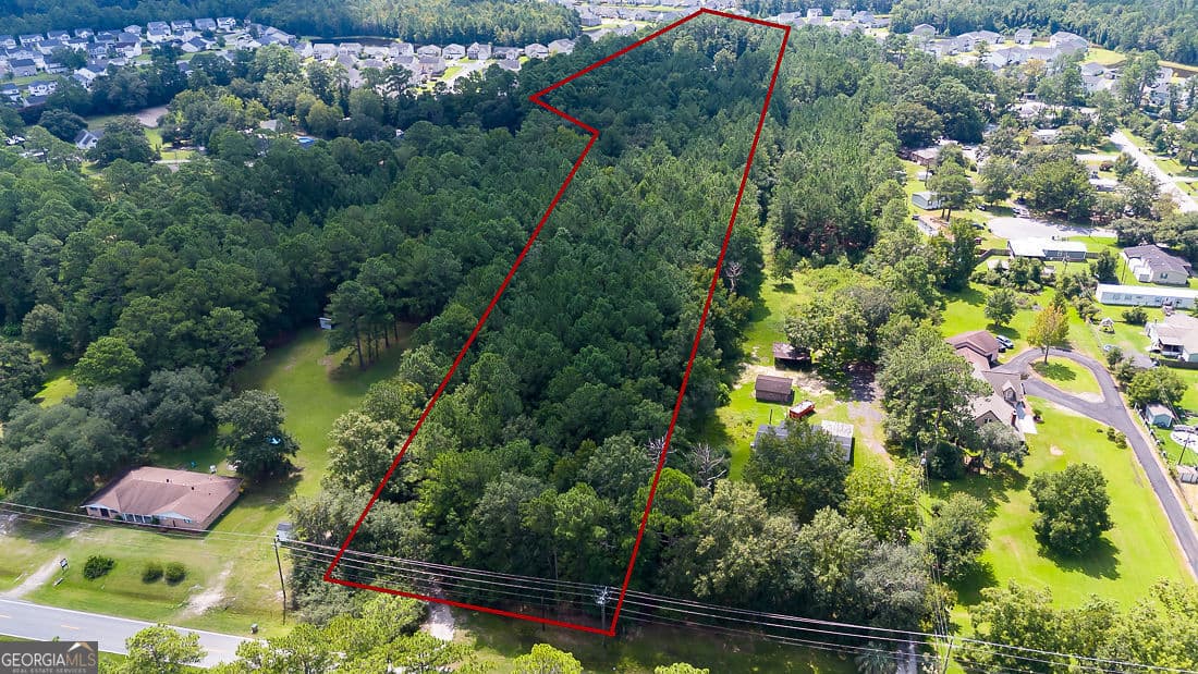 3 bedroom, 3 bathroom, 4,000 sq ft single family residence for sale at 1335 Pine Barren Road, Pooler, GA 31322 — photo 6