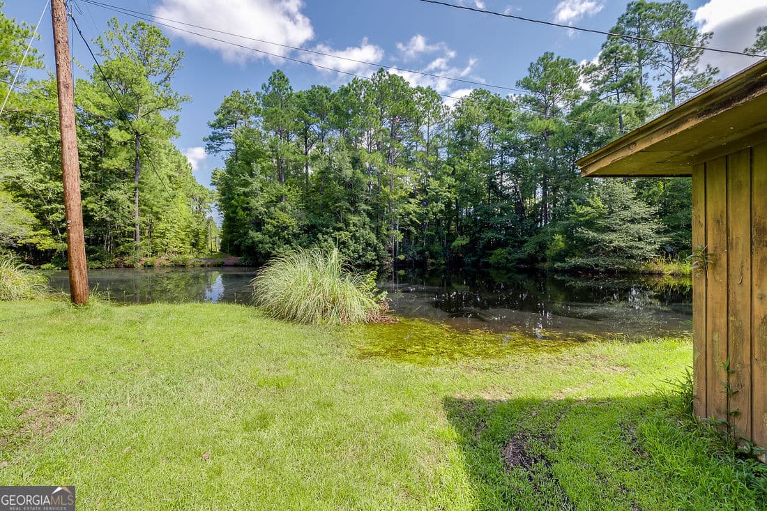 3 bedroom, 3 bathroom, 4,000 sq ft single family residence for sale at 1335 Pine Barren Road, Pooler, GA 31322 — photo 5