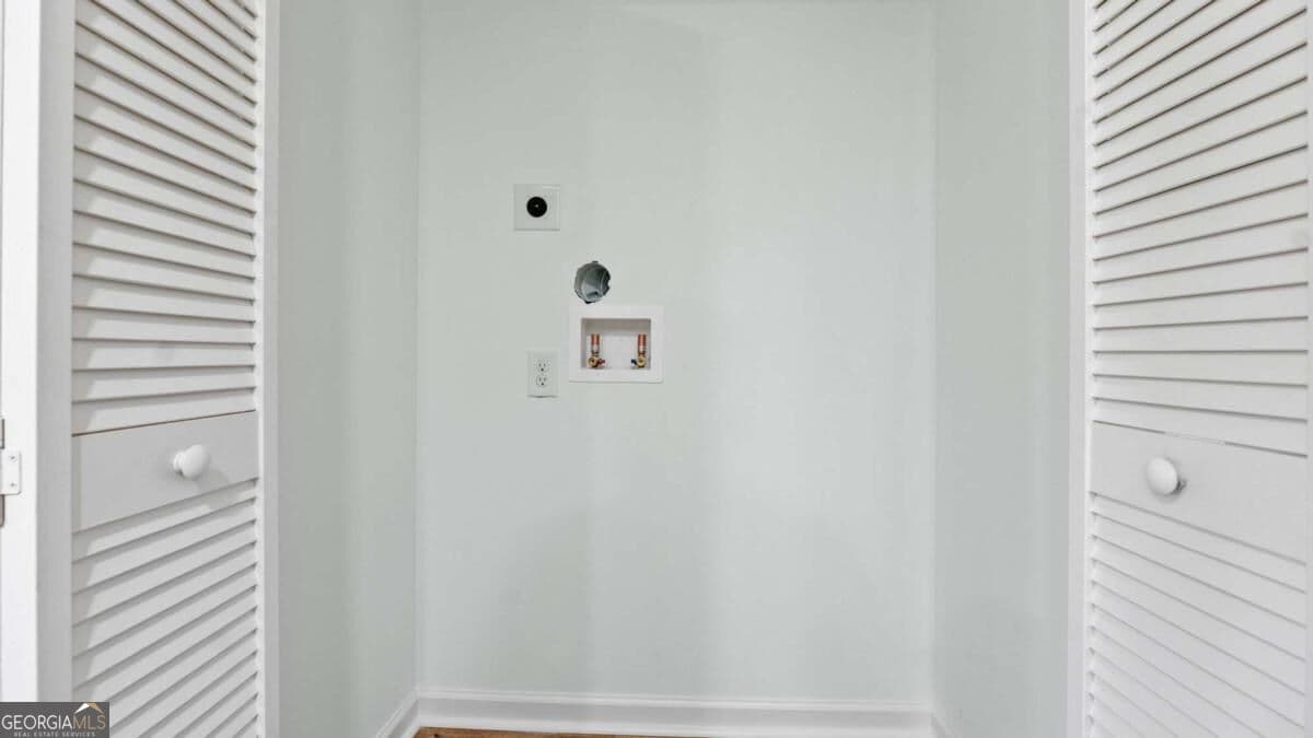 3 bedroom, 2 bathroom, 1,264 sq ft single family residence for rent at 3917 Dallas Acworth Highway, Acworth, GA 30101 for $2,195 a month — photo 9
