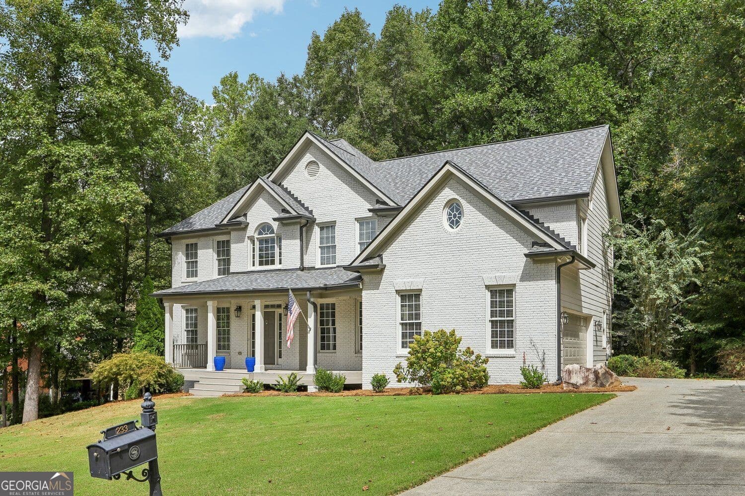 4 bedroom, 3.5 bathroom, 4,126 sq ft single family residence for sale at 233 Jeffrey Drive, Woodstock, GA 30188 — photo 5
