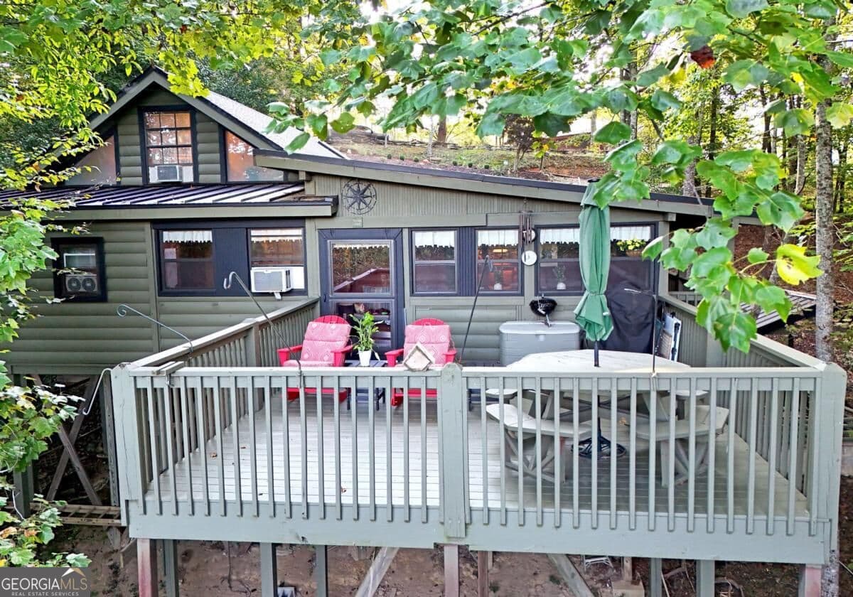 2 bedroom, 2 bathroom, 1,640 sq ft cabin,single family residence for sale at 344 Buck Ridge Road 10B, Suches, GA 30572 — photo 4