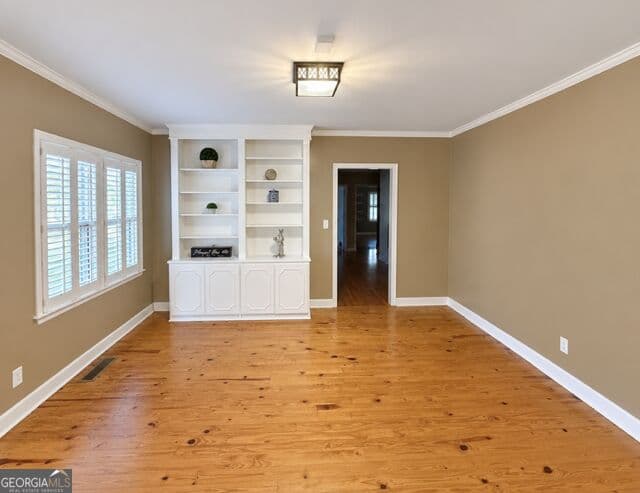 3 bedroom, 2 bathroom, 2,514 sq ft single family residence for sale at 1221 Ridge Avenue, Tifton, GA 31794 — photo 5