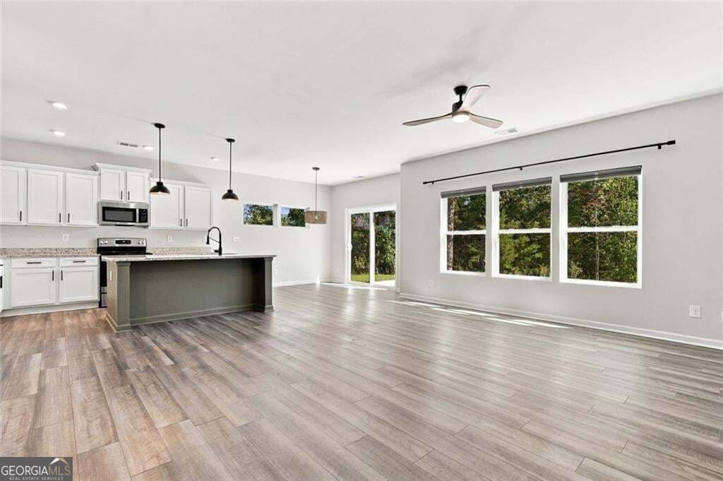 4 bedroom, 2 bathroom, 1,832 sq ft single family residence for sale at 437 Tom Avery Drive, Ball Ground, GA 30107 — photo 3