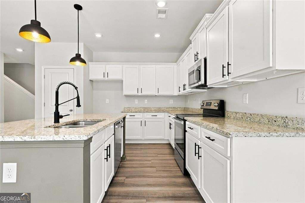 4 bedroom, 2 bathroom, 1,832 sq ft single family residence for sale at 437 Tom Avery Drive, Ball Ground, GA 30107 — photo 10