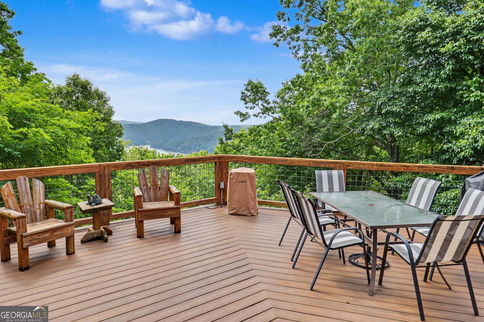 3 bedroom, 3.5 bathroom, 3,412 sq ft single family residence for sale at 1039 Arbor Drive, Lakemont, GA 30552 — photo 2