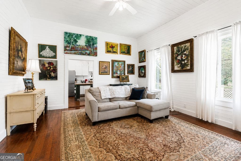 4 bedroom, 2 bathroom, 2,692 sq ft single family residence for sale at 1576 Hall Road, Thomasville, GA 31757 — photo 10