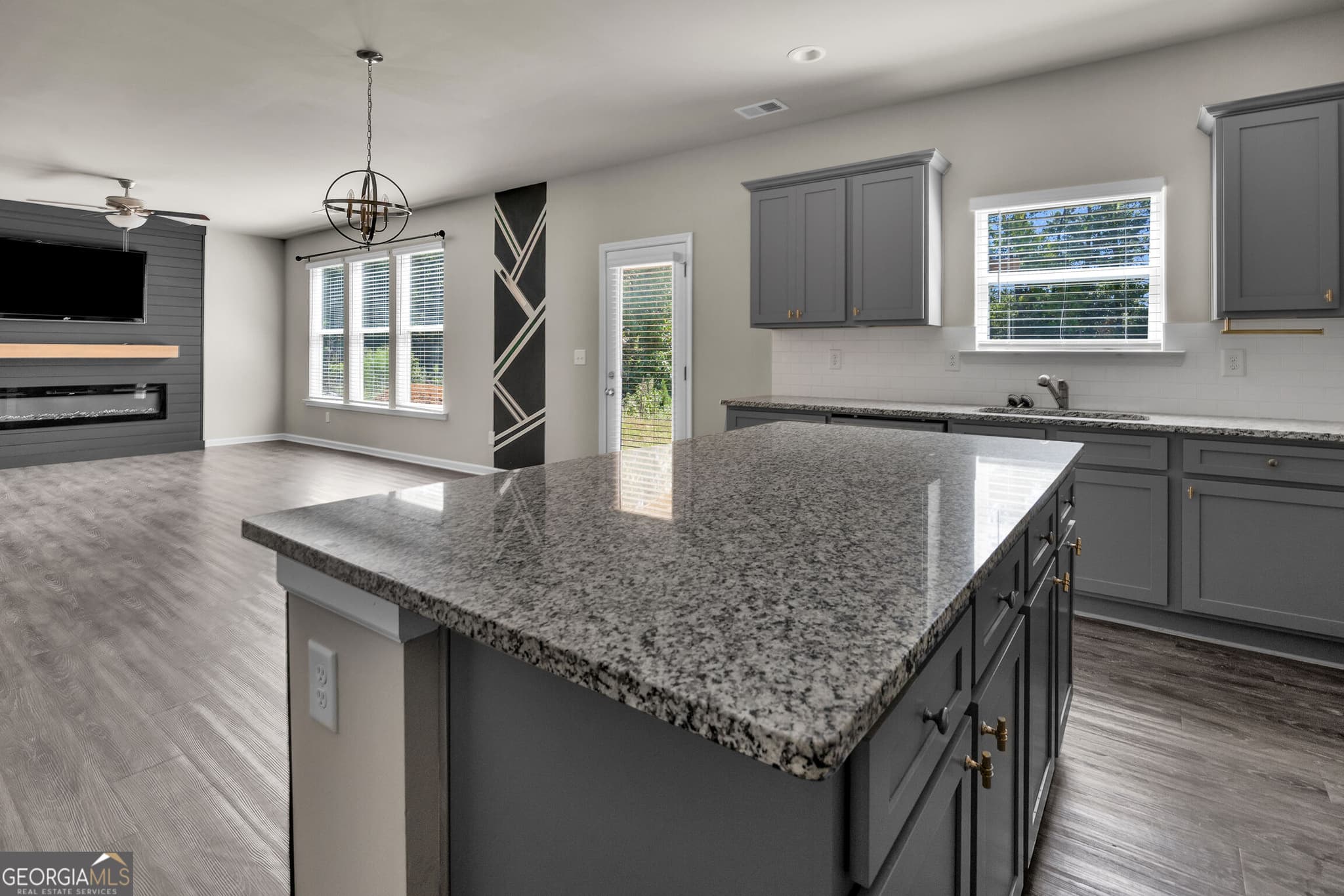 4 bedroom, 2.5 bathroom, 2,316 sq ft single family residence for sale at 235 Presidents Way, Forsyth, GA 31029 — photo 9
