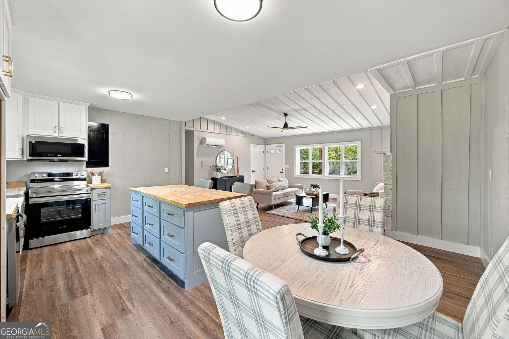 3 bedroom, 2 bathroom, 1,421 sq ft single family residence for sale at 319 Farmland Drive, Rossville, GA 30741 — photo 7