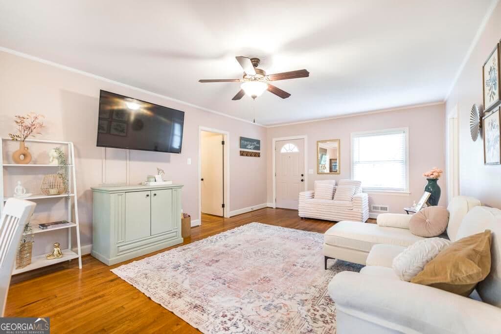 4 bedroom, 1.5 bathroom, 1,457 sq ft single family residence for sale at 460 Sunset Circle, Forsyth, GA 31029 — photo 5