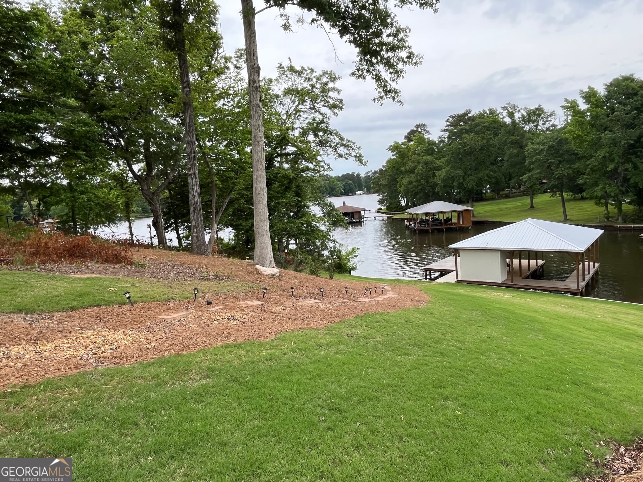 5 bedroom, 3.5 bathroom, 4,000 sq ft single family residence for sale at 121 Discovery Bay, Milledgeville, GA 31061 — photo 4