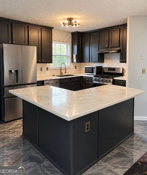 3 bedroom, 2.5 bathroom, 1,924 sq ft single family residence for rent at 5445 Hilltop Pass, Fairburn, GA 30213 for $2,095 a month — photo 5