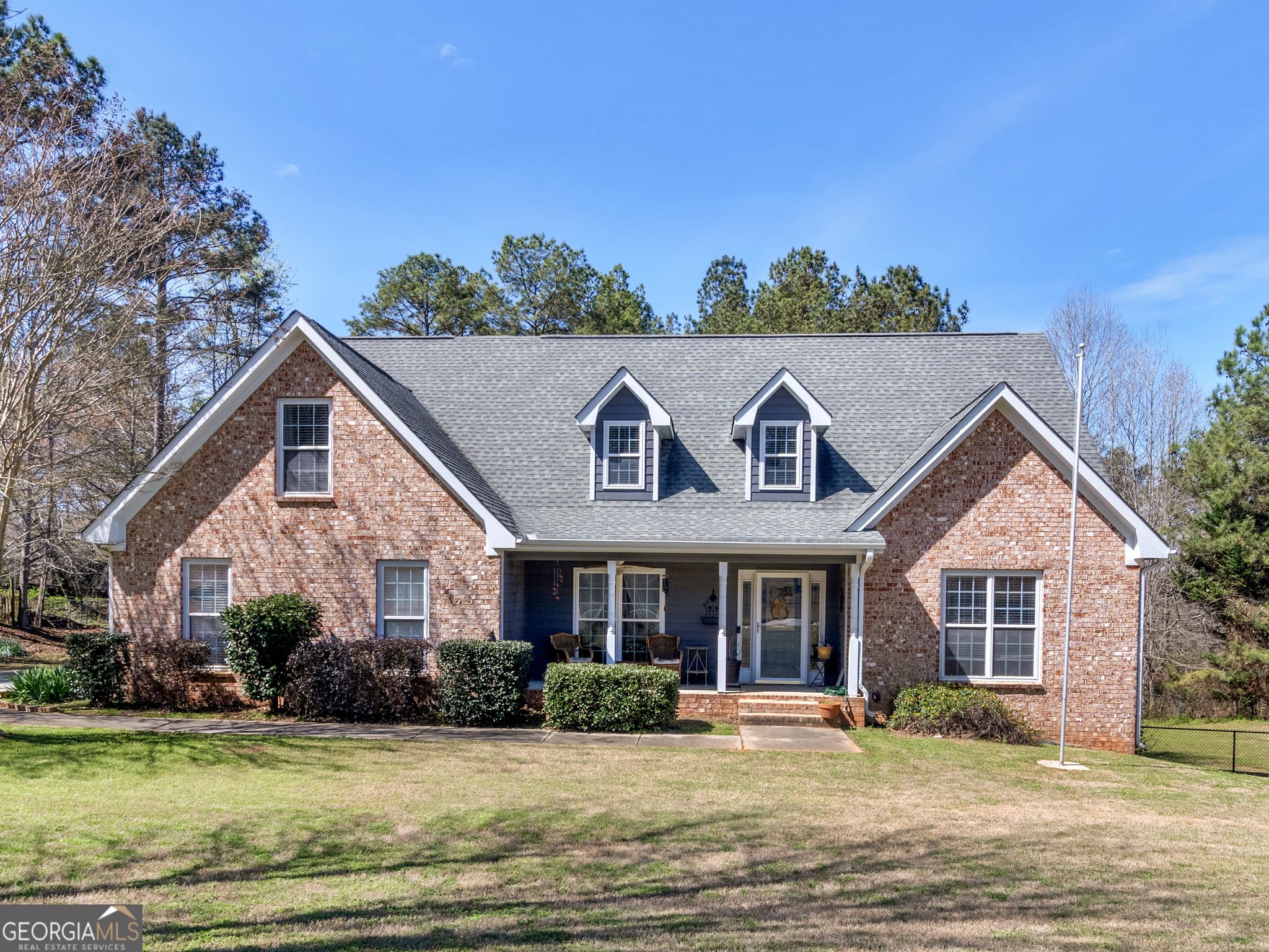3 bedroom, 3 bathroom, 2,400 sq ft single family residence for sale at 2109 Post Oak Court, Mcdonough, GA 30252 — photo 1 of 34