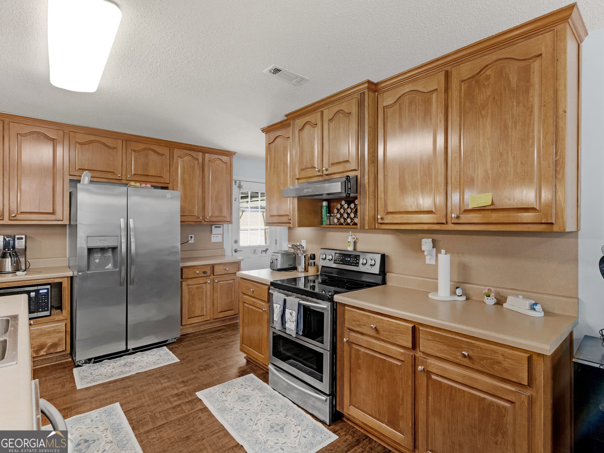 3 bedroom, 3 bathroom, 2,400 sq ft single family residence for sale at 2109 Post Oak Court, Mcdonough, GA 30252 — photo 5