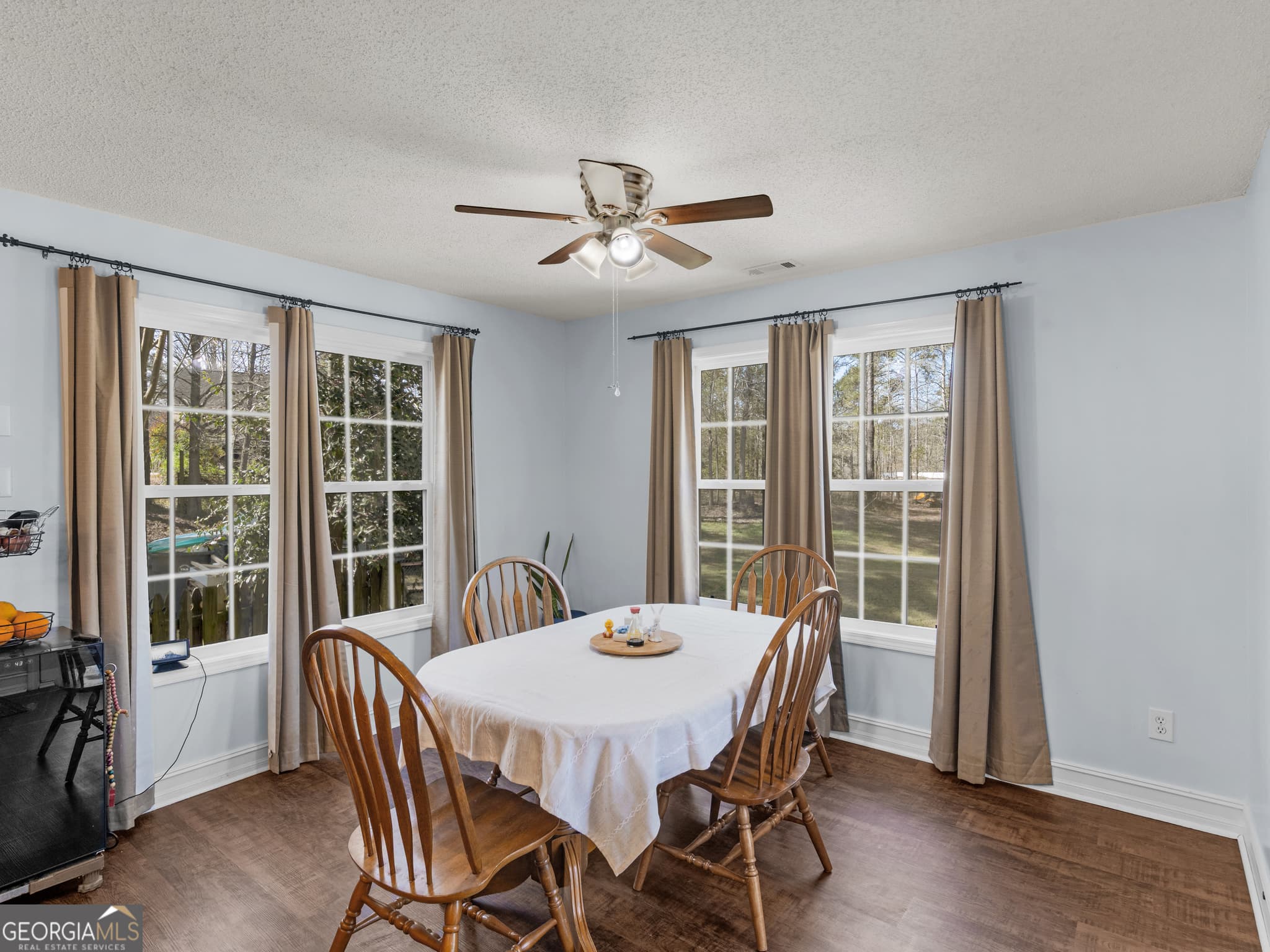 3 bedroom, 3 bathroom, 2,400 sq ft single family residence for sale at 2109 Post Oak Court, Mcdonough, GA 30252 — photo 8