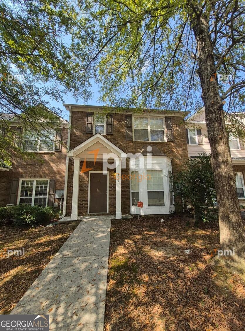 3 bedroom, 2.5 bathroom, 1,552 sq ft townhouse for rent at 4865 Robinson Square Drive, Acworth, GA 30101 for $1,795 a month — photo 1 of 17