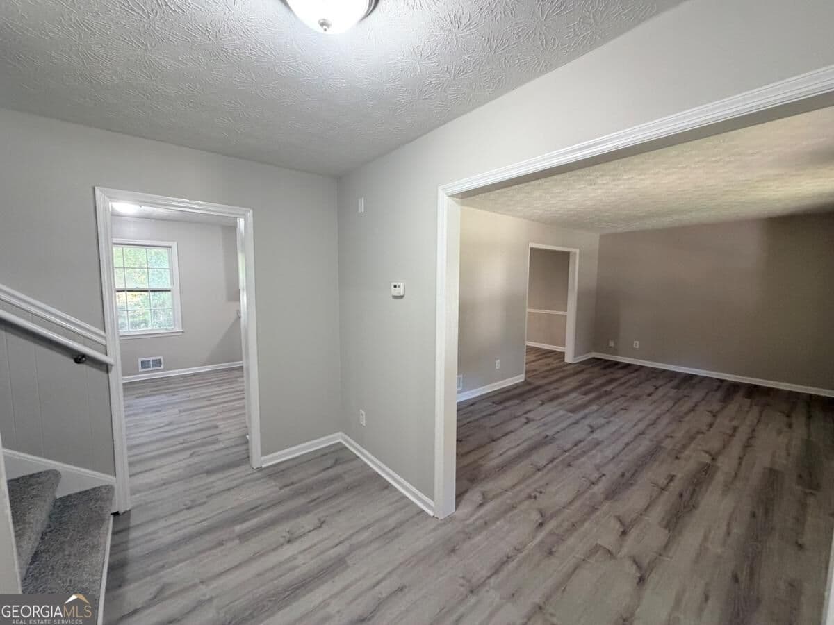 4 bedroom, 2.5 bathroom, 2,100 sq ft single family residence for rent at 2271 Emerald Springs Drive, Decatur, GA 30035 for $1,796 a month — photo 2