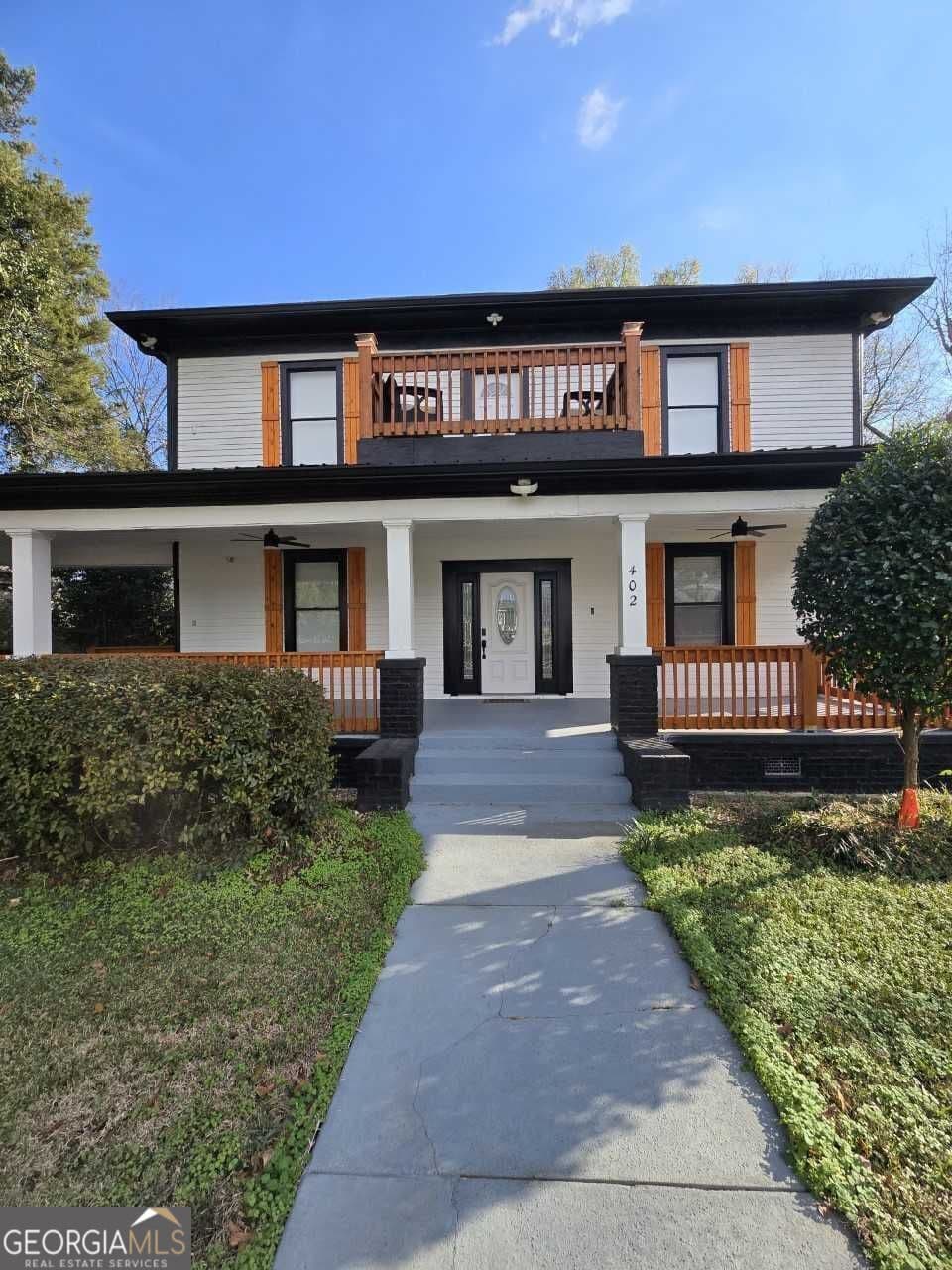 8 bedroom, 2 bathroom, 3,354 sq ft mixed use for rent at 402 Meriwether Street, Griffin, GA 30224 for $3,500 a month — photo 4
