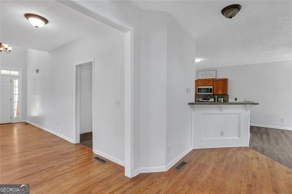 4 bedroom, 2.5 bathroom, 3,845 sq ft single family residence for rent at 4491 Plantation Mill Trail, Buford, GA 30519 for $2,700 a month — photo 5