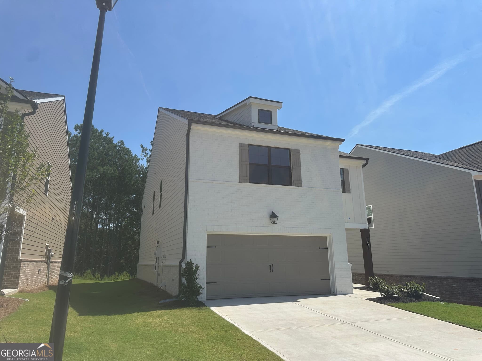 4 bedroom, 3 bathroom, 2,537 sq ft single family residence for sale at 97 Avian Way, Auburn, GA 30011 — photo 3