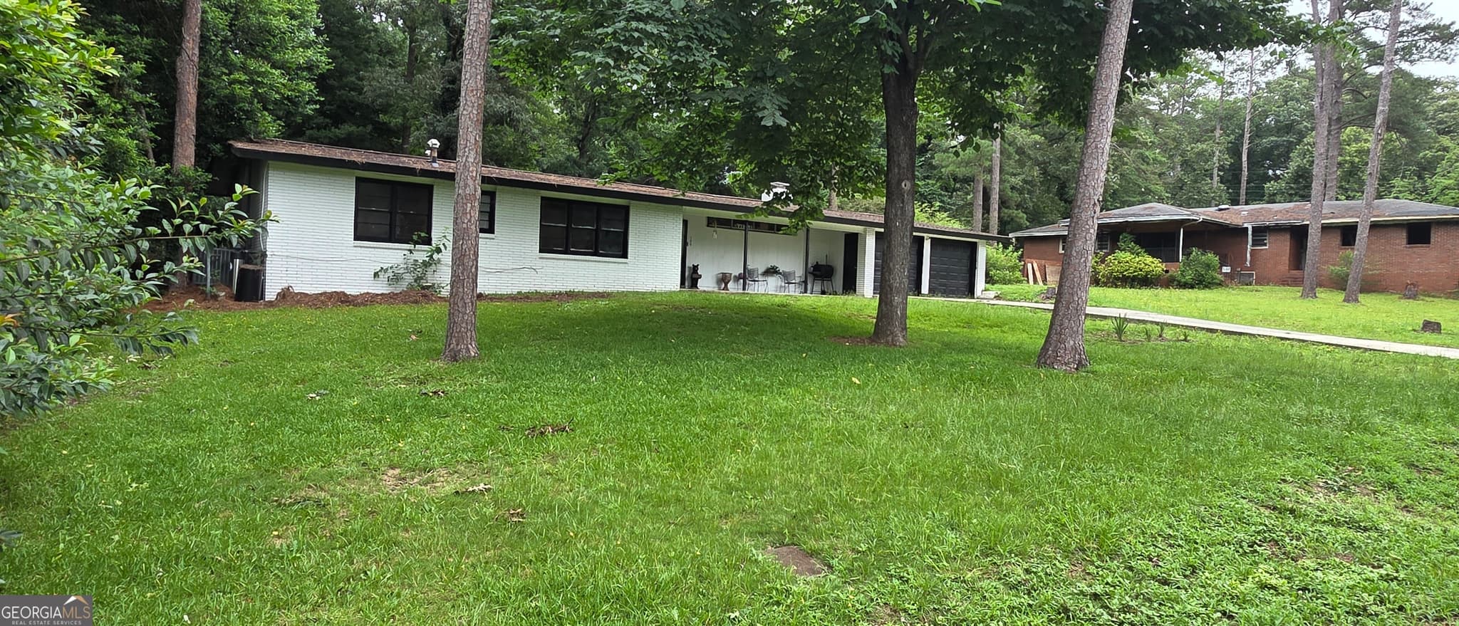 4 bedroom, 2 bathroom, 1,860 sq ft single family residence for sale at 109 Ida Avenue, Warner Robins, GA 31088 — photo 3