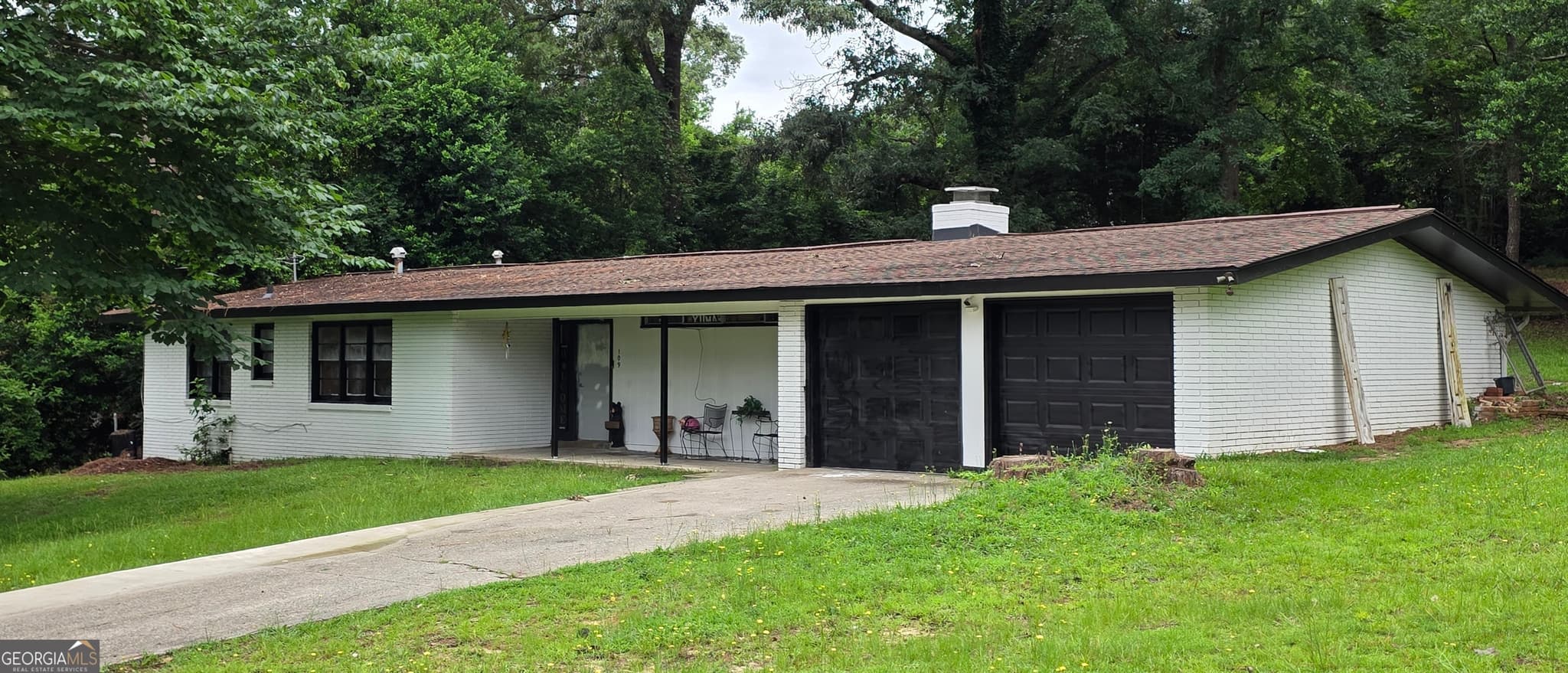 4 bedroom, 2 bathroom, 1,860 sq ft single family residence for sale at 109 Ida Avenue, Warner Robins, GA 31088 — photo 4