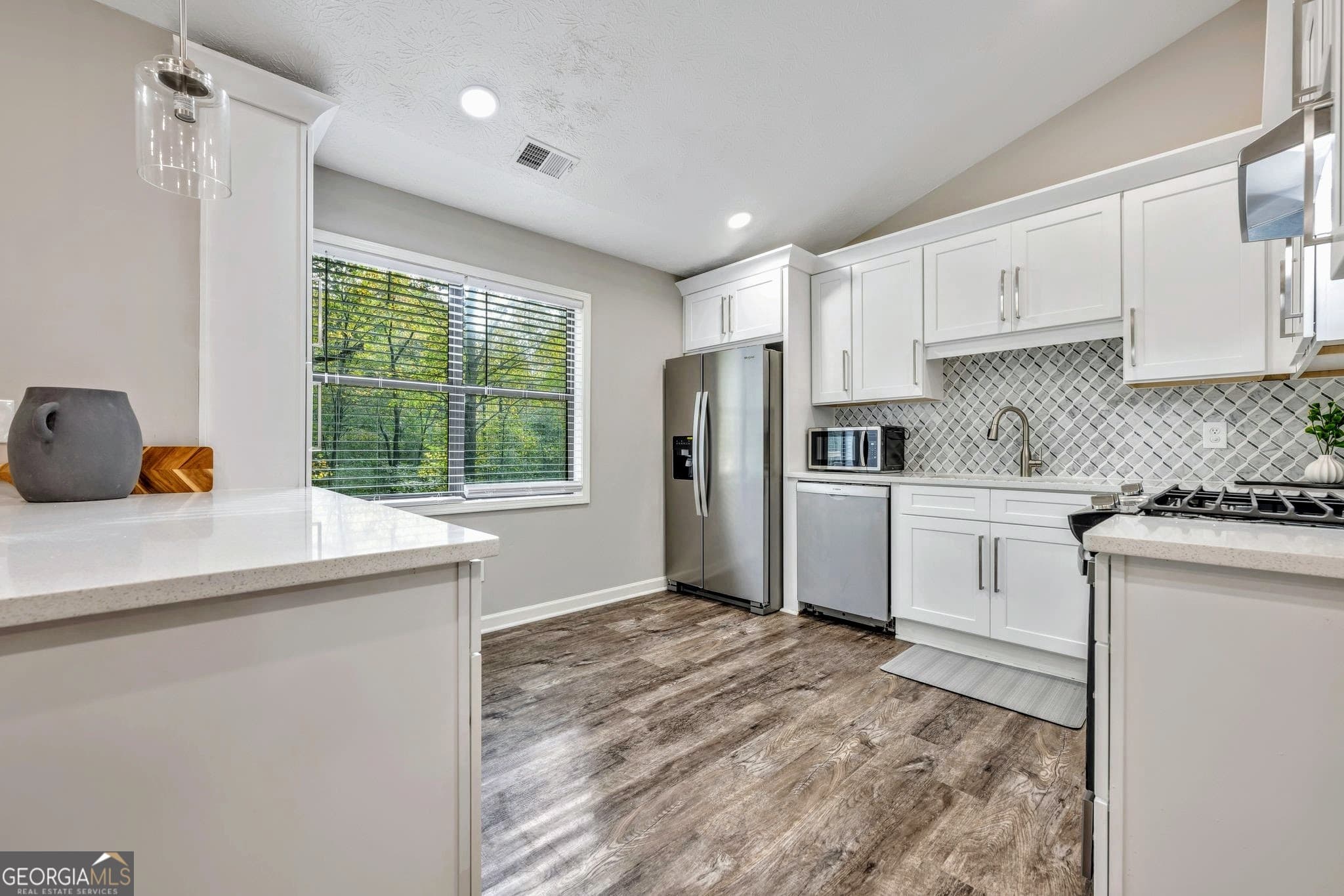4 bedroom, 2 bathroom, 2,142 sq ft single family residence for rent at 1440 Glynn Oaks Drive, Marietta, GA 30008 for $4,950 a month — photo 9