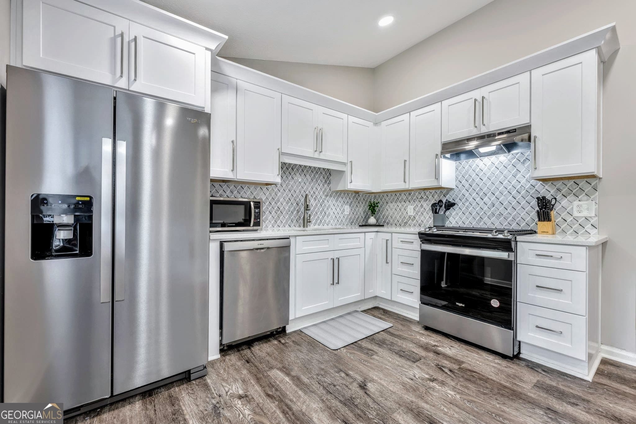 4 bedroom, 2 bathroom, 2,142 sq ft single family residence for rent at 1440 Glynn Oaks Drive, Marietta, GA 30008 for $4,950 a month — photo 10