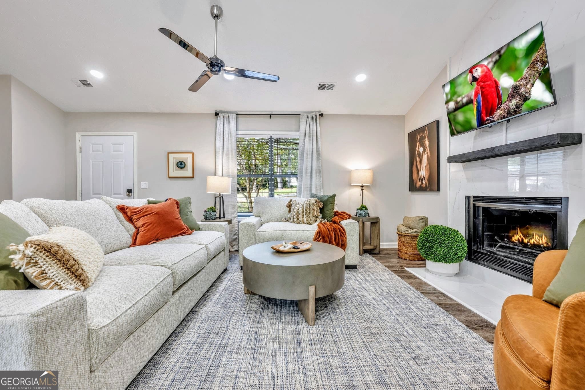 4 bedroom, 2 bathroom, 2,142 sq ft single family residence for rent at 1440 Glynn Oaks Drive, Marietta, GA 30008 for $4,950 a month — photo 4