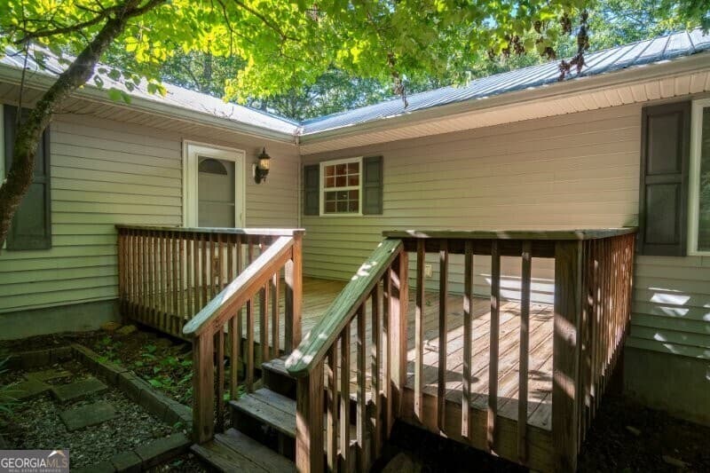 3 bedroom, 3 bathroom, 3,002 sq ft single family residence for sale at 55 Santa Pera Drive, Cleveland, GA 30528 — photo 9