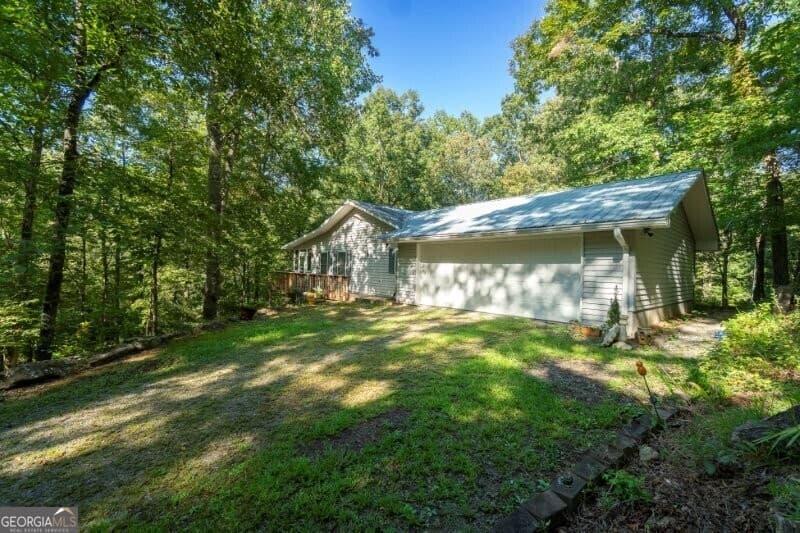 3 bedroom, 3 bathroom, 3,002 sq ft single family residence for sale at 55 Santa Pera Drive, Cleveland, GA 30528 — photo 8