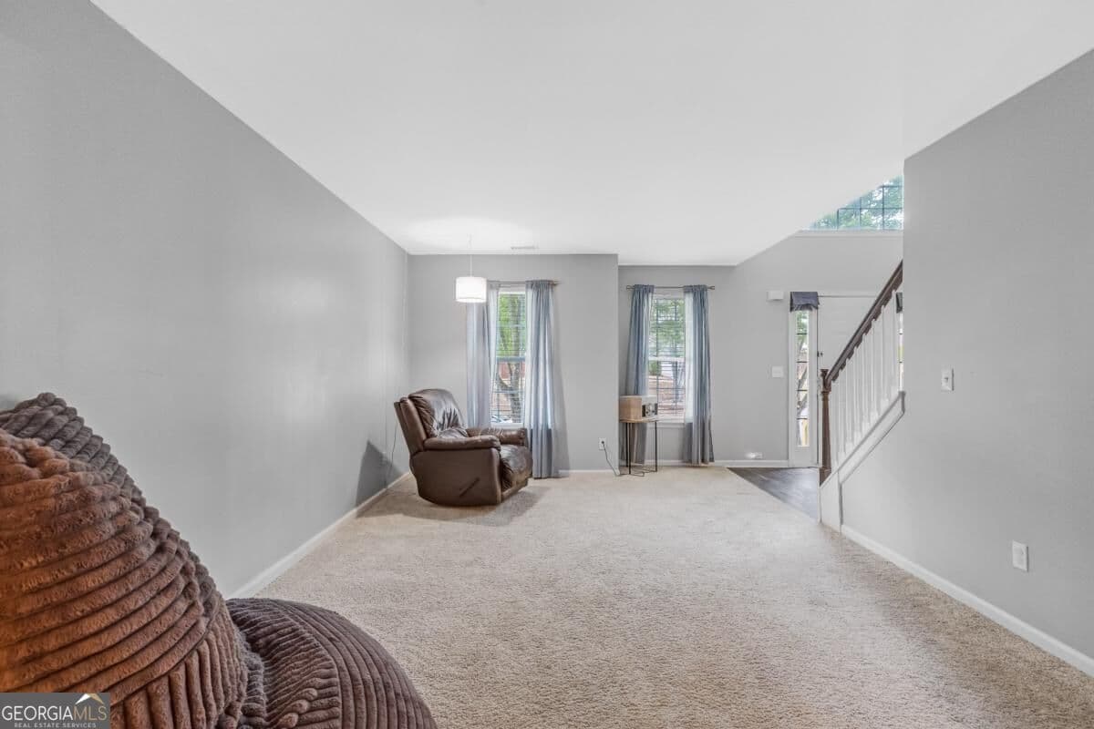 5 bedroom, 3 bathroom, 3,434 sq ft single family residence for sale at 3275 Hunting Creek Pass, Douglasville, GA 30135 — photo 6