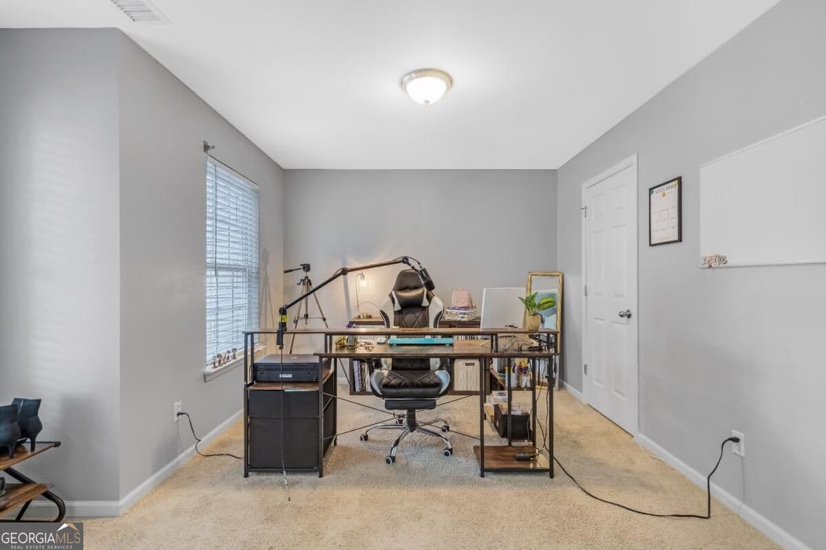 5 bedroom, 3 bathroom, 3,434 sq ft single family residence for sale at 3275 Hunting Creek Pass, Douglasville, GA 30135 — photo 5