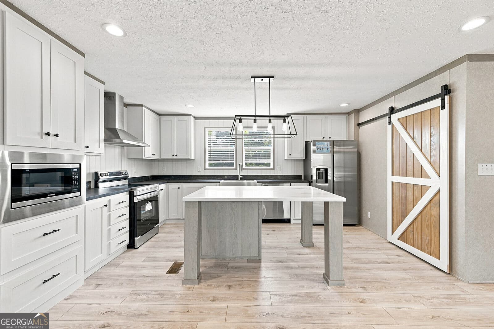 3 bedroom, 2 bathroom, 1,457 sq ft single family residence for sale at 112 Purdy Drive, Iva, SC 29655 — photo 6