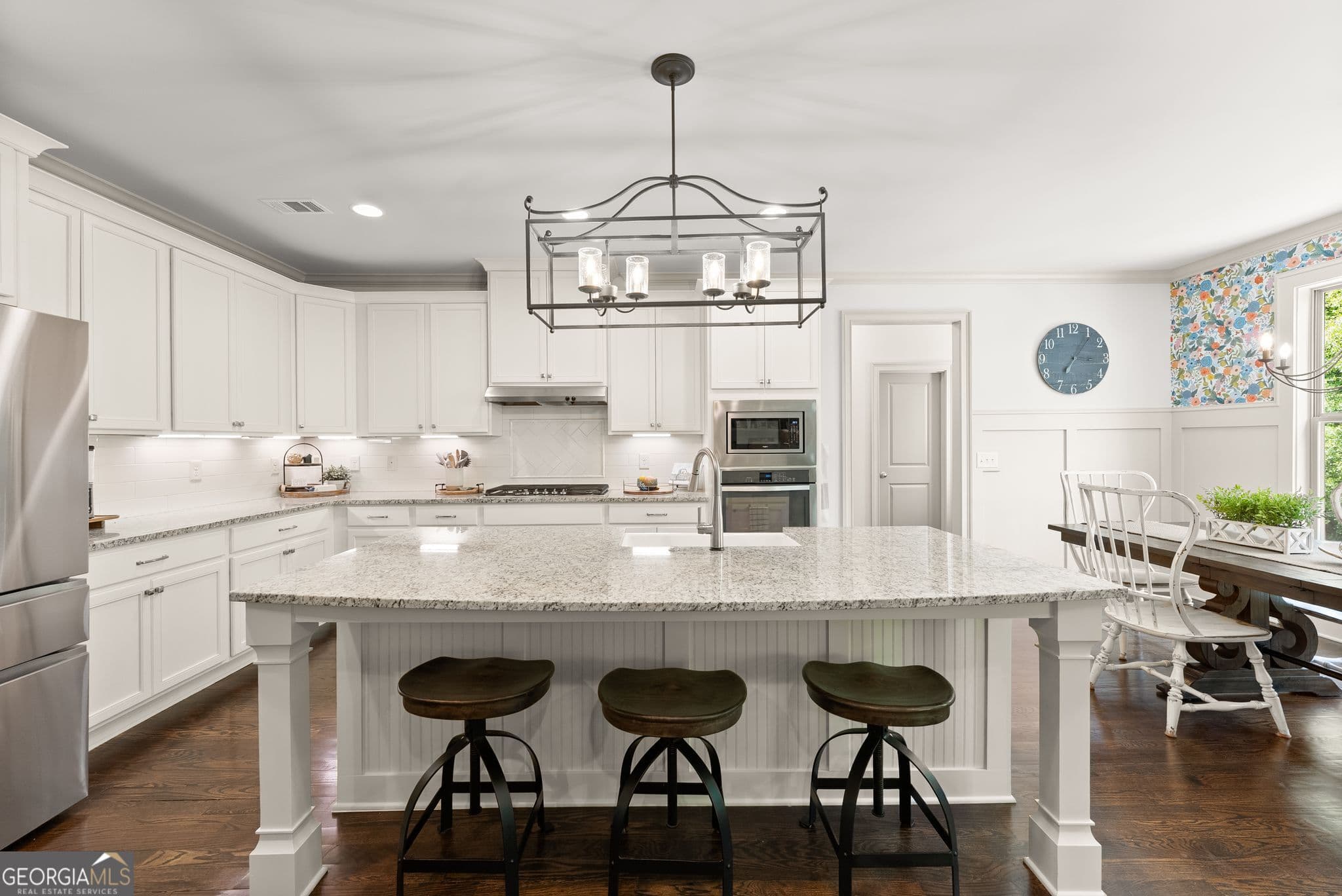 6 bedroom, 5 bathroom, 5,800 sq ft single family residence for sale at 1247 Sterling Lake Drive, Jefferson, GA 30549 — photo 5